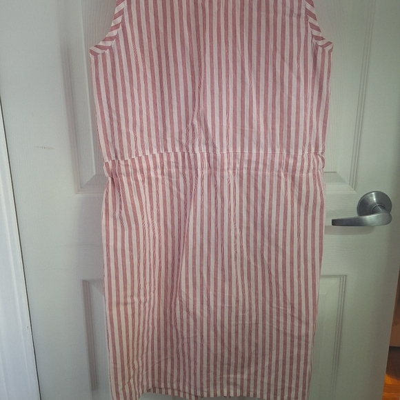🖤 Red and white stripped dress🖤 - Picture 6 of 6